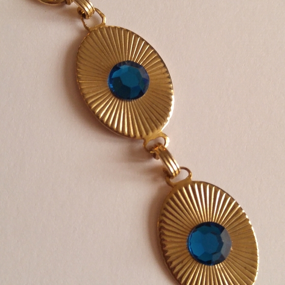 Relisted - Vintage blue and gold tone linked ovals bracelet rhinestones - Picture 5 of 10